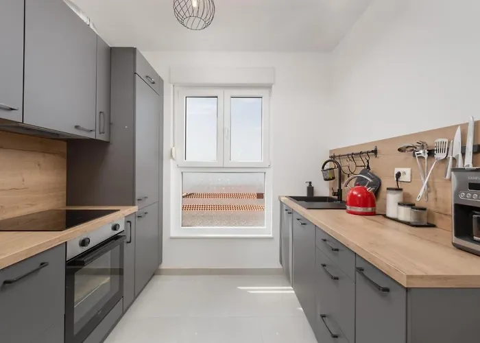 Marnja Appartement *